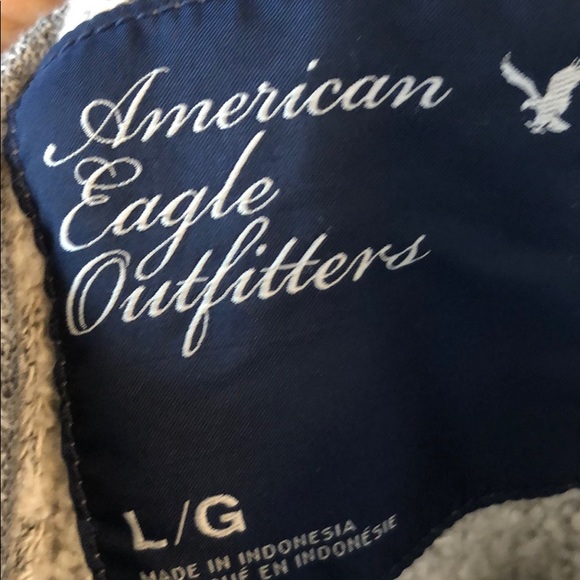 Soft Hooded Cape - Picture 3 of 5